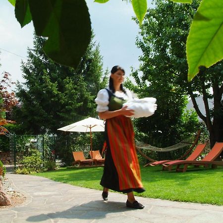 Ringhotel Boemers Mosel Landhotel Алф Екстериор снимка