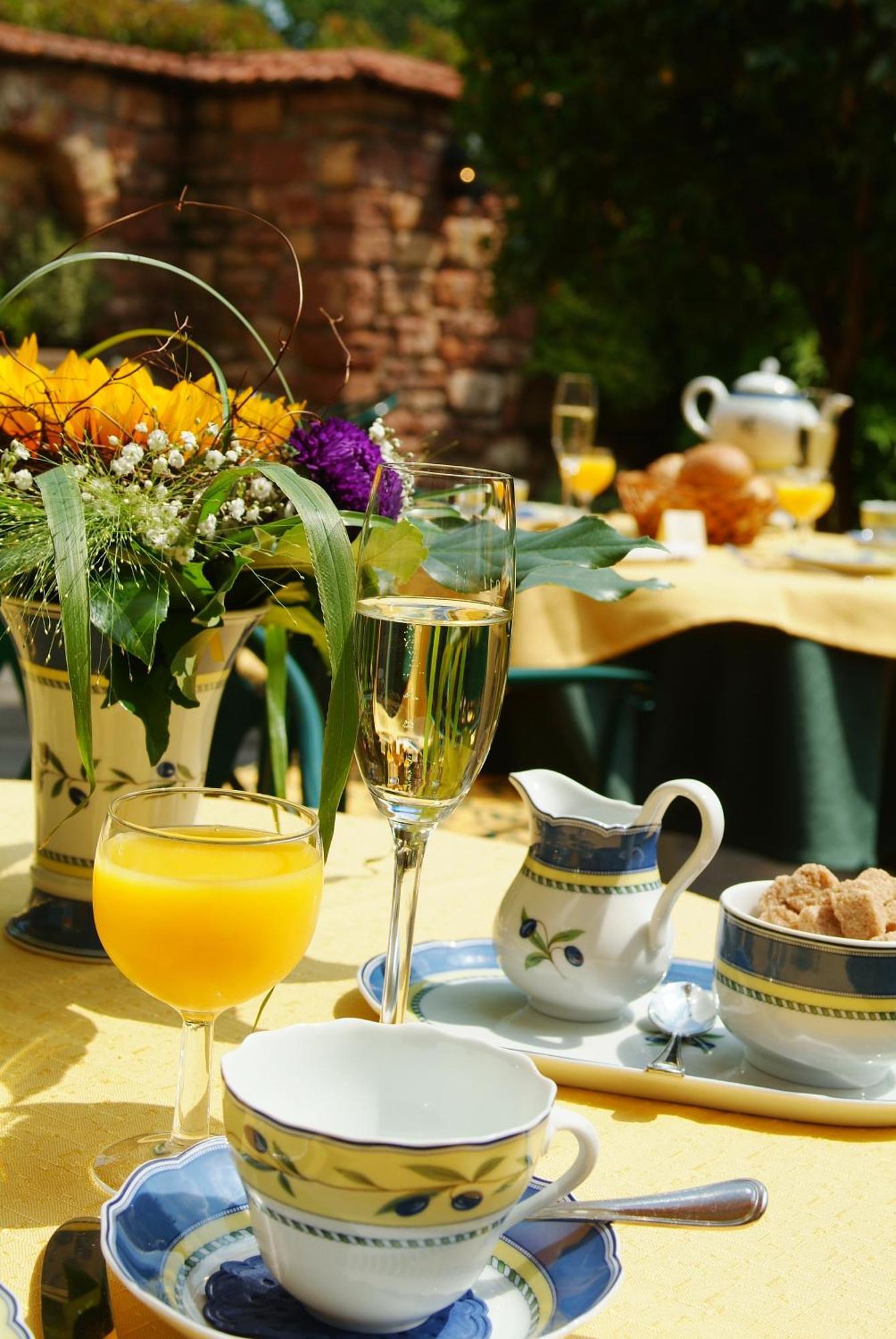 Ringhotel Boemers Mosel Landhotel Алф Екстериор снимка