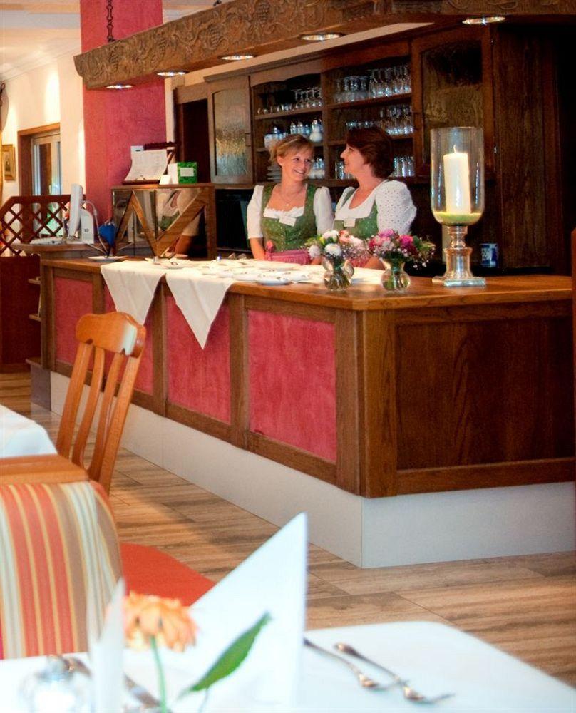 Ringhotel Boemers Mosel Landhotel Алф Екстериор снимка