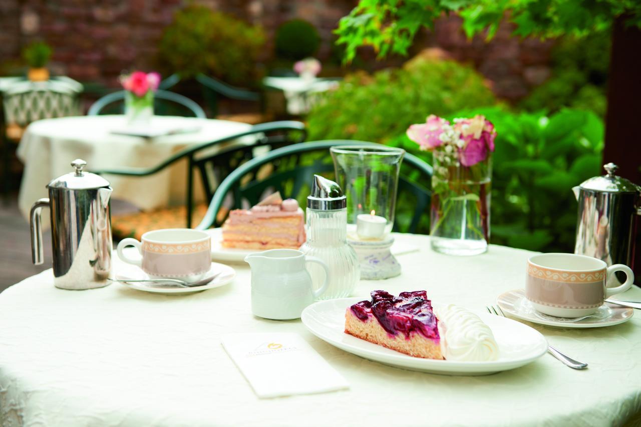 Ringhotel Boemers Mosel Landhotel Алф Екстериор снимка