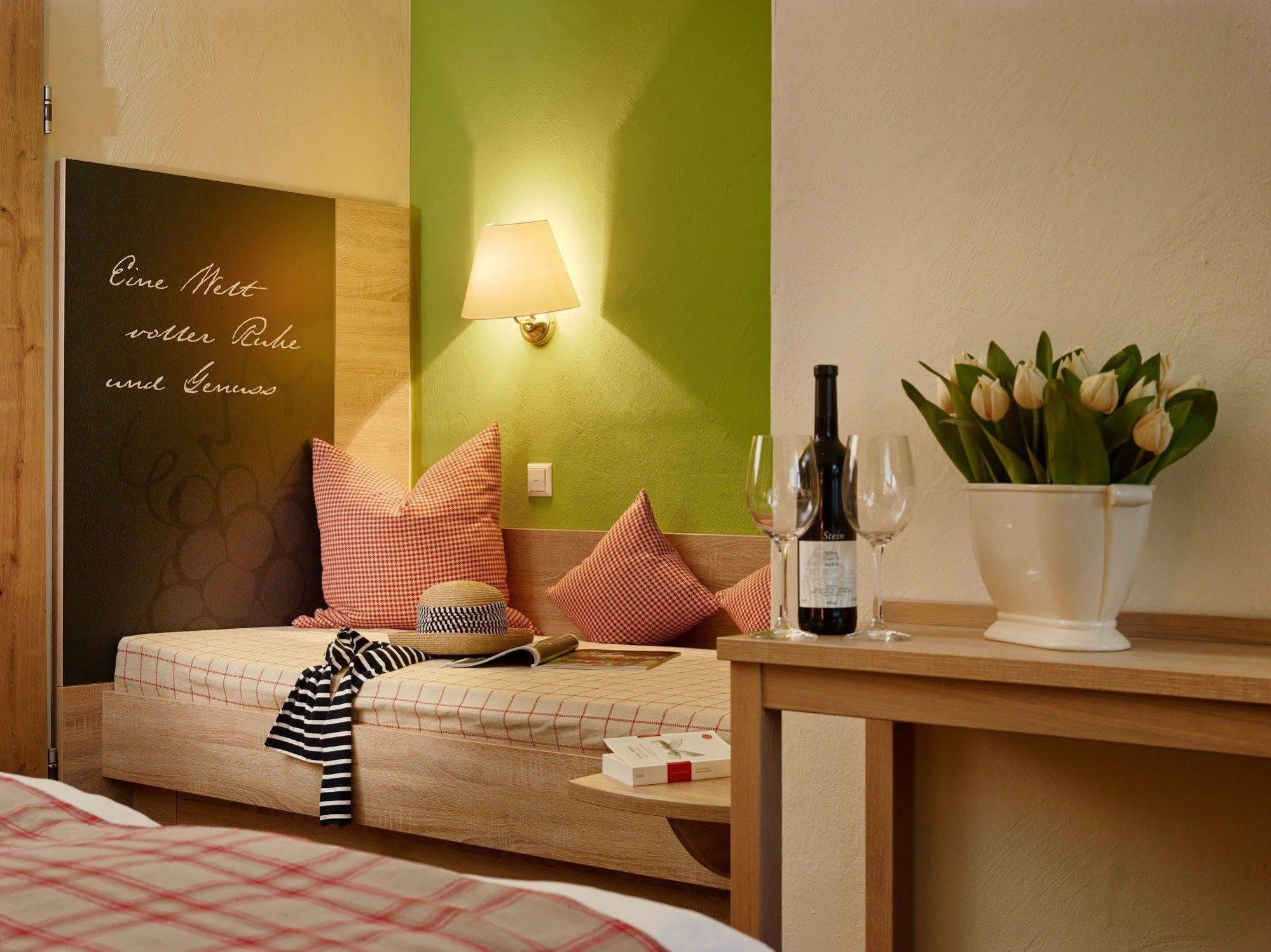 Ringhotel Boemers Mosel Landhotel Алф Екстериор снимка